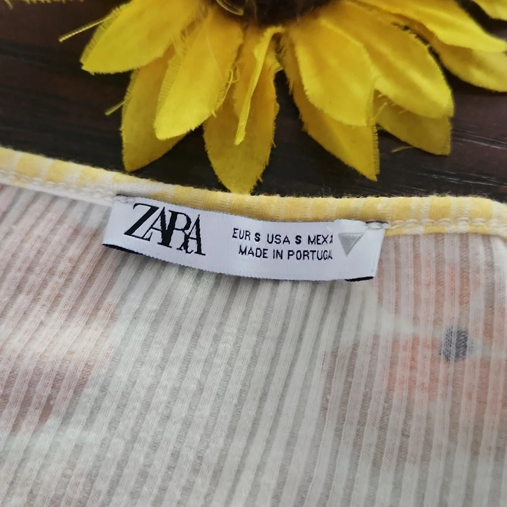 Zara Women's Floral V-Neck Top White and Orange